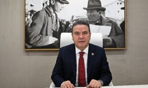 Başkan Muhittin Böcek’in 8 Mart Mesajı