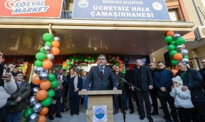 Başkan Tugay Menderes’te sosyal market açılışına ve iftara katıldı “Sosyal desteklere ihtiyacın olmadığı günleri görmek için çalışıyoruz”