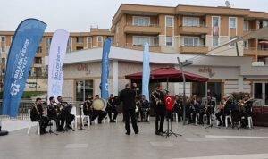 Büyükşehir bandosundan ilahi ziyafeti