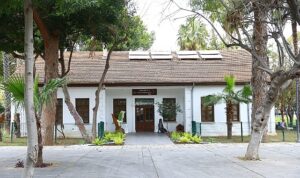 Büyükşehir plastik kapakları geri dönüştürüyor