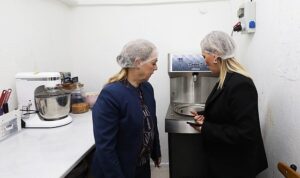 Karşıyaka Belediyesi’nden bayram öncesi tatlıcı denetimi