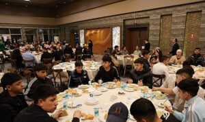 Kocaeli’de Roman vatandaşlar iftarda buluştu