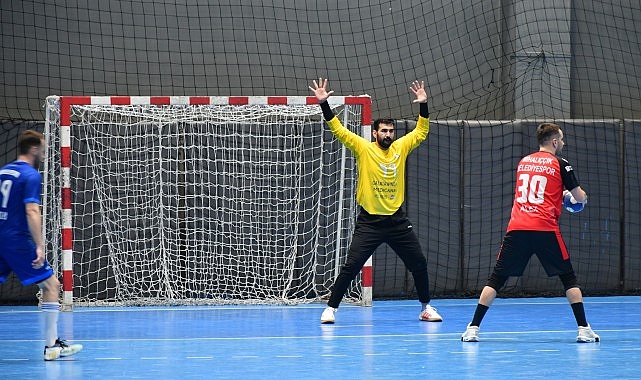 Nilüfer Belediyespor ligde emin adımlarla ilerliyor