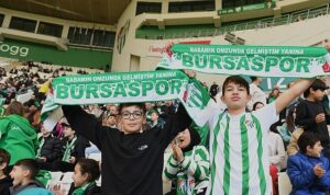 -Osmangazili çocuklar maç heyecanı yaşadı