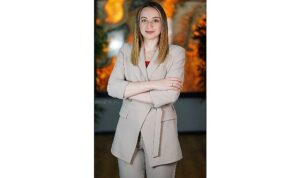 Sağlıkta Kadınların İzi: Her Üç Sağlık Çalışanından İkisi Kadın