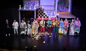 ‘Şahları da Vururlar’ LYSA’da sahnelendi