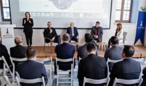 Tugay: İzmir’de süreç iyi yönetilmeseydi su krizi yaşardıkTugay: İzmir’de süreç iyi yönetilmeseydi su krizi yaşardık