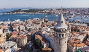 AKOM’dan Sıcaklık Uyarısı: Gündüz 22°C’ye Kadar Yükselecek, Geceler Soğuk Geçecek