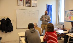 Başkan Çerçioğlu’nun Çalışmaları ile Her Yaştan Aydınlı İngilizce Öğreniyor