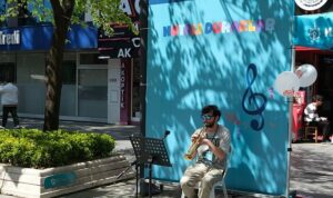 Cumhuriyet Bulvarı’nda 23 Nisan’a özel “Notalı Duraklar”