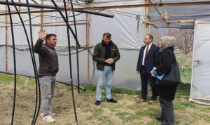 Elmalı’da çiftçilere biyolojik mücadele eğitimi