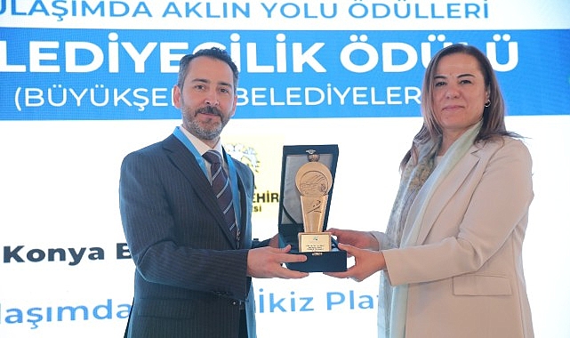 Konya Büyükşehir’in “Ulaşımda Dijital İkiz Platformu”na Belediyecilik Ödülü