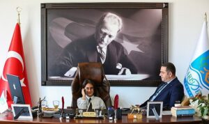 Narlıdere’de, Başkan Erman Uzun koltuğu Boran’a devretti