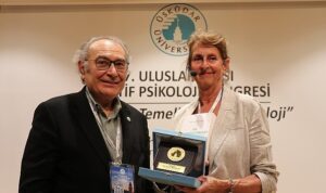 Negatif düşünce pozitiften 7 kat daha güçlü!