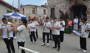 8. Teferic Şenlikleri Küçükköy’de Binlerce Kişinin Katılımıyla Coşku Dolu Sona Erdi!