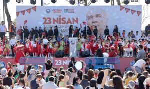 Avcılar’da ertelenen bayram, büyük bir coşkuyla kutlandı