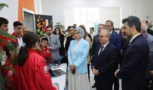 Bilim ve Teknoloji Yolculuğu Bakü’de Başladı