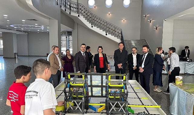 Geleceğin Teknoloji Liderleri Ödüllendirildi