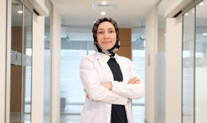 İmplant çevresinde oluşabilecek enfeksiyona dikkat!