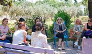 Konak’ta ziyaretle gelen mutluluk: Dört can dost yuvasına kavuştu