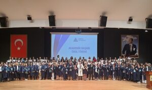 Prof. Dr. Mehmet Durman:  “Öğrencinin Başarısını Görünür Kılmak, Sürdürülebilir Öğrenmenin Temeli!”