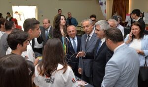 Türkiye’nin Geleceğini Genç Beyinler İnşa Ediyor