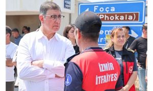 Başkan Tugay Foça’da yangın bölgesinde