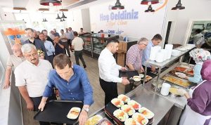 Canik Belediye Başkanı İbrahim Sandıkçı, SBB Meclis Üyelerini Can Sofrası’nda ağırladı.