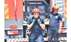 İzmir İtfaiyesi Çeşme’nin dört bir yanında görev başında