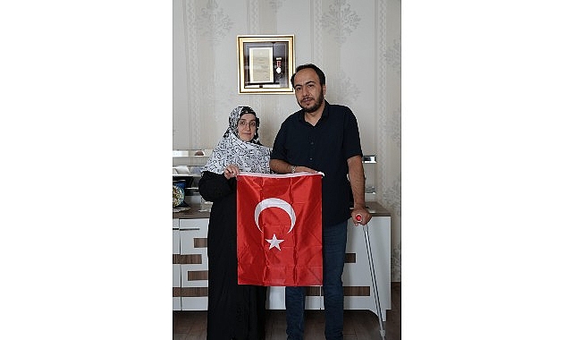 Konya Büyükşehir 15 Temmuz Gazilerini Evlerinde Ziyaret Etti