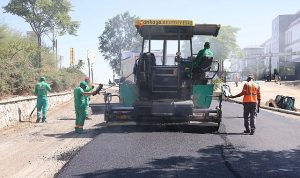 Çankaya’da asfalt çalışmaları devam ediyor