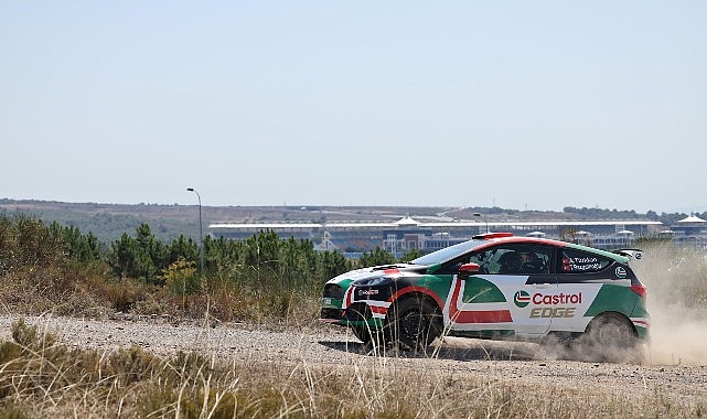 Castrol, Performansın Sınırlarını TOSFED İstanbul Park’ta Toprak Razgatlıoğlu ve Ali Türkkan ile Gözler Önüne Serdi