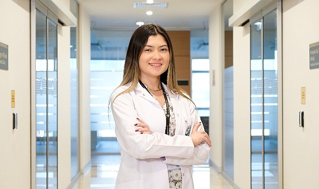 Ön dişlerde doku kaybı ve kırıklara yapılan lamina uygulamalar yüz güldürüyor…