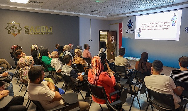 SAGEM’den ebeveynlere okula uyumda ailenin rolü konulu seminer