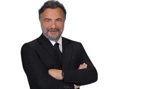 Usta Oyuncu Oktay Kaynarca, Sinpaş Yapı Tasarruf Sandığı’nın Reklam Yüzü Oldu