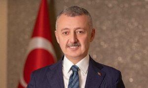 “Cumhuriyet mirasını onurla taşımaya devam edeceğiz”