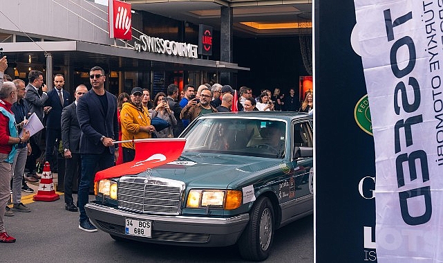 Cumhuriyet Rallisi’nde Dostluk Kazandı