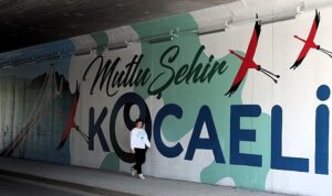 Kocaeli’de trafo ve alt geçitler sanatla renkleniyor