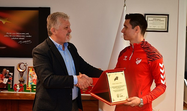 Örnek hakemden Başkan Gerenli’ye ziyaret