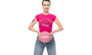 Pembe Top 12 yaşında  Hava atışı Birce Akalay’da