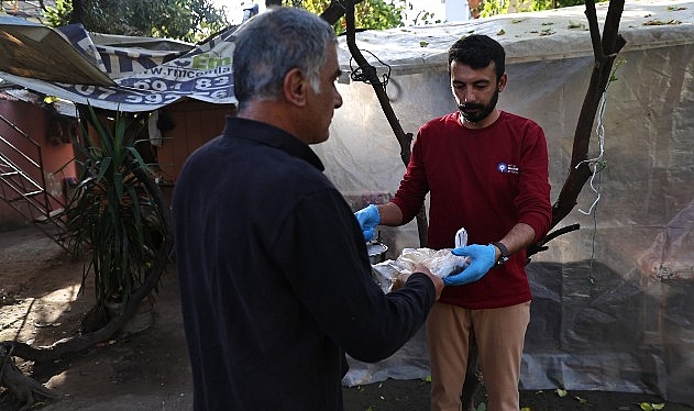 Alanya Aşevi’nden ihtiyaç sahiplerine günde 2 öğün sıcak yemek