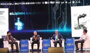 Kocaeli’de ‘dijital savaşlar’ ve ‘adalet’ konuşuldu