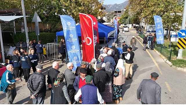 Sultanhisarlı Vatandaşlardan Başkan Çerçioğlu’na Fide Teşekkürü