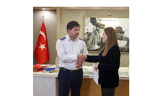 Antalya’da belediye şoföründen örnek davranış