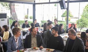 ÇYDD Bornova’da yeni üyelerle buluşma