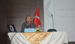 Doç. Dr. Koçoğlu Gündoğdu “Aile kurumundaki değişimi görebilmek doğru adımların atılabilmesi için elzemdir”