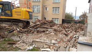 Gölcük Riskli Yapılardan Arındırılıyor