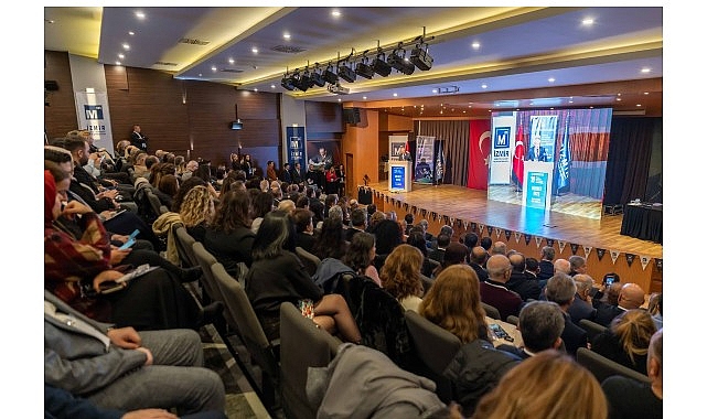 Mali Müşavirlerin Yoğun İlgi Gösterdiği 19. Türkiye Muhasebe Standartları Sempozyumu İzmir SMMM Odası Ev Sahipliğinde Gerçekleştirildi
