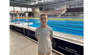 Yüzmede Osmangazi İmzası