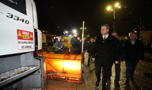 Beylikdüzü’nde Kar Mesaisi 7/24 Sürüyor